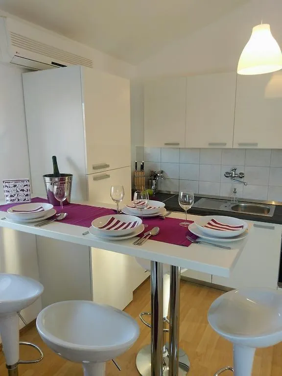 Apartman Lana Klimno 0*,