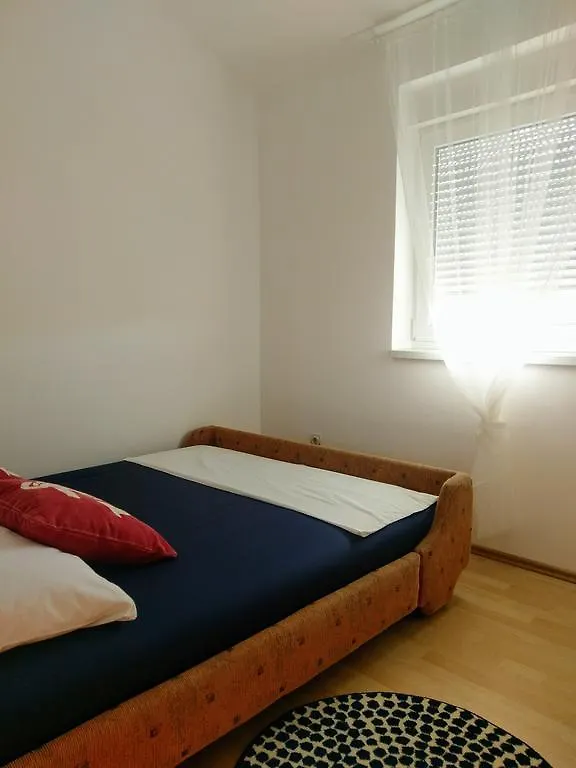 Apartman Lana Klimno Kroatien